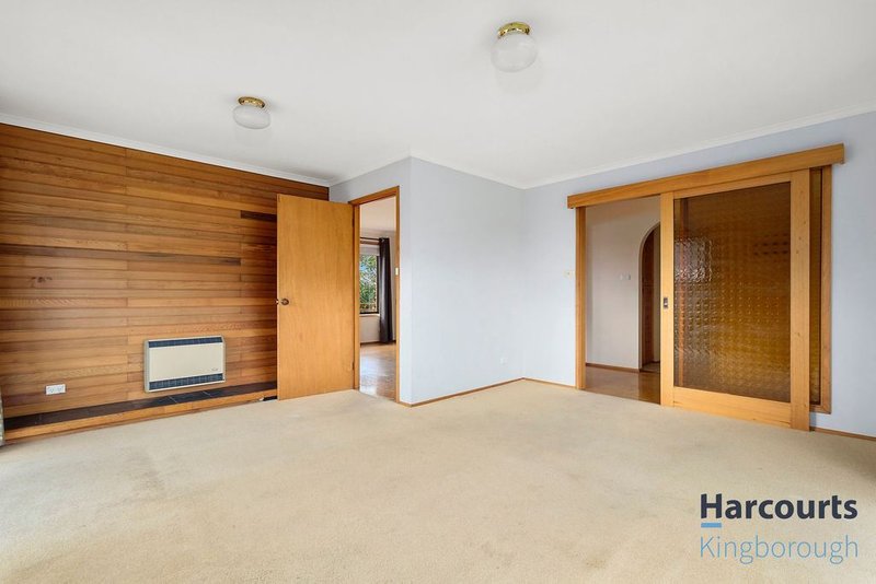 Photo - 12 Dorset Drive, Kingston TAS 7050 - Image 4