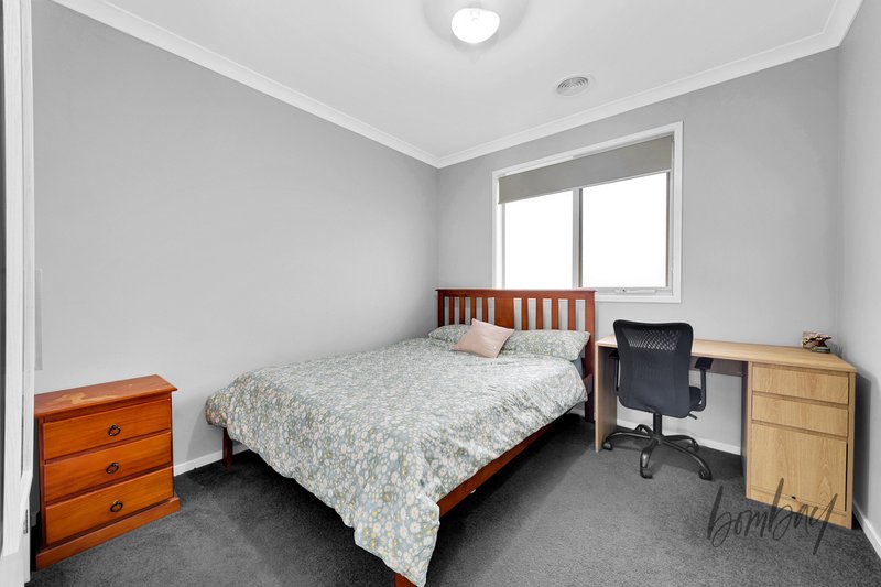 Photo - 12 Doughty Road, Craigieburn VIC 3064 - Image 16