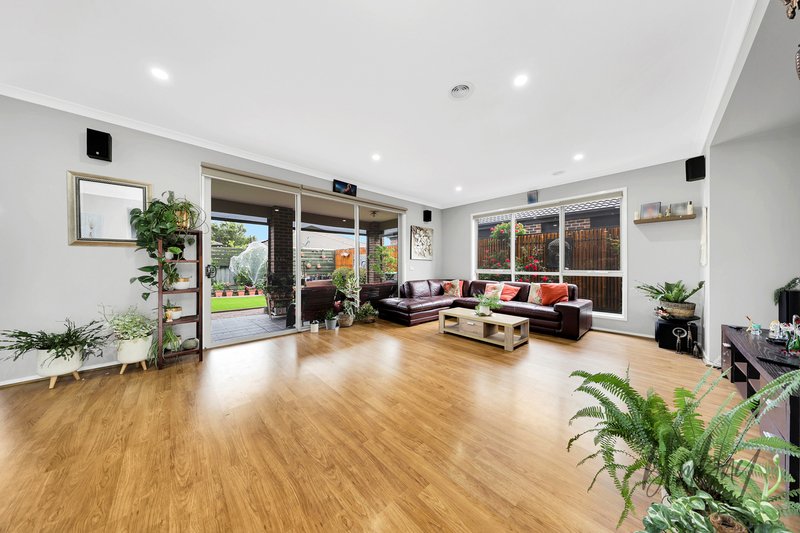 Photo - 12 Doughty Road, Craigieburn VIC 3064 - Image 25