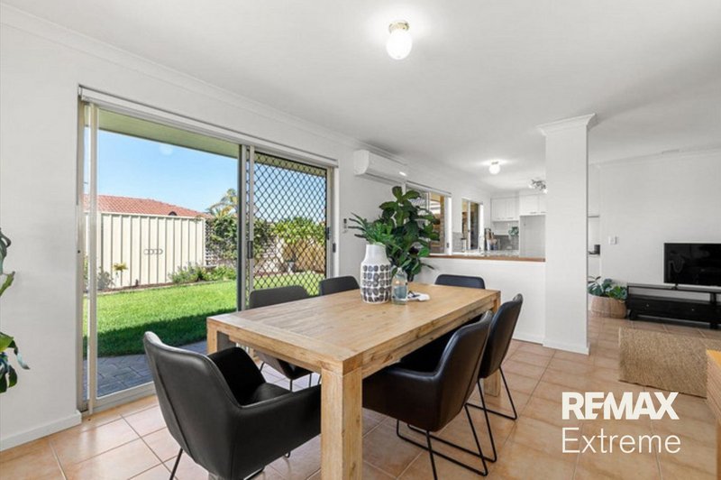 Photo - 12 Drammen Elbow , Merriwa WA 6030 - Image 7