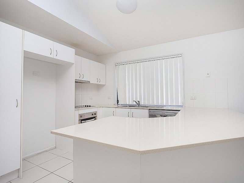 Photo - 12 Drew Court, Morayfield QLD 4506 - Image 5