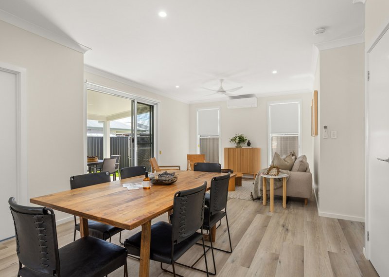 Photo - 12 Driftwood Boulevard, Old Bar NSW 2430 - Image 12