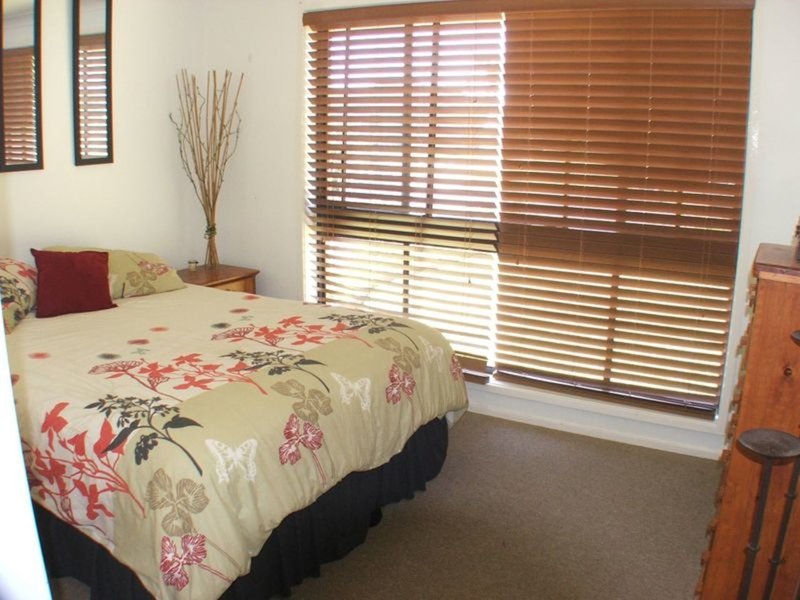 Photo - 12 Drury Close, Old Bar NSW 2430 - Image 6