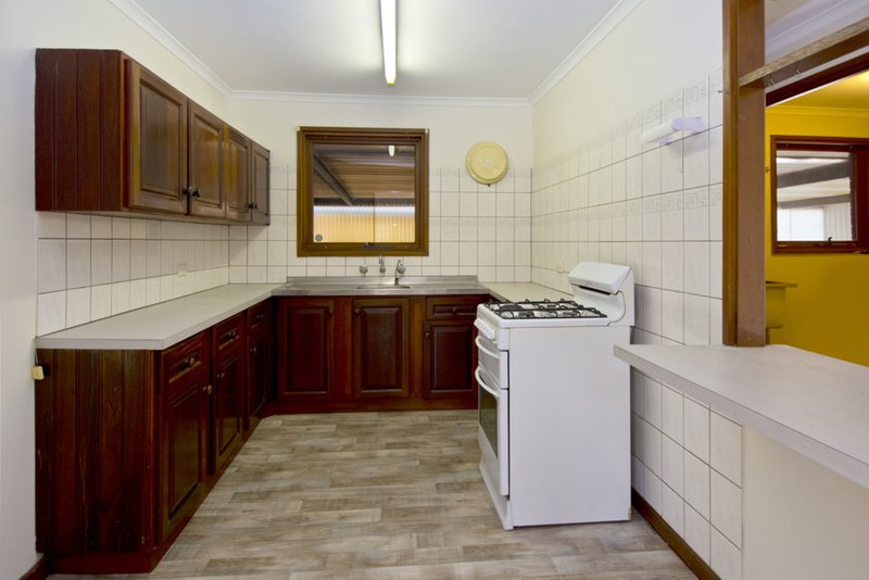 Photo - 12 Dulkara Avenue, Craigmore SA 5114 - Image 2