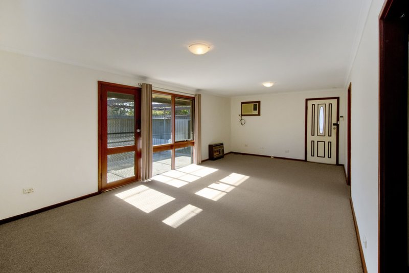 Photo - 12 Dulkara Avenue, Craigmore SA 5114 - Image 3