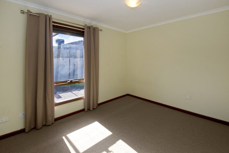 Photo - 12 Dulkara Avenue, Craigmore SA 5114 - Image 7