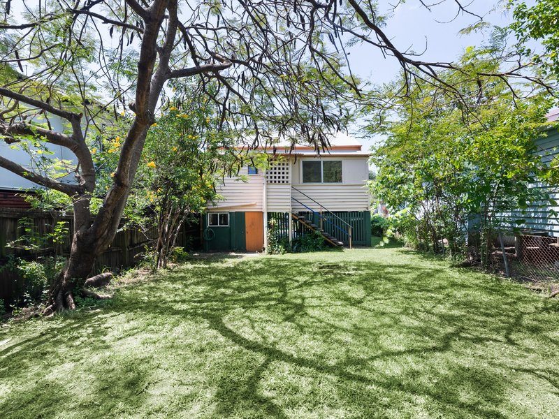 Photo - 12 Dulwich Road, Yeronga QLD 4104 - Image 2