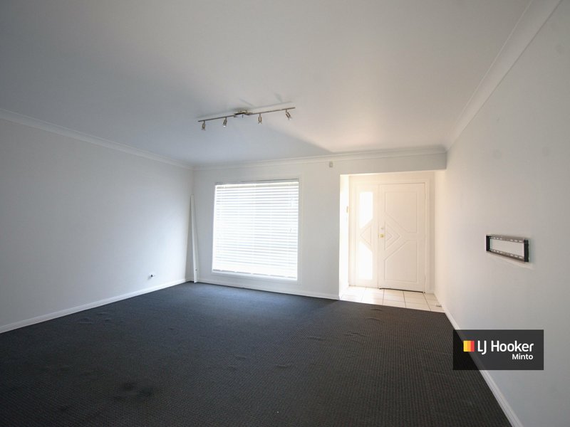 Photo - 12 Dunalley Street, West Hoxton NSW 2171 - Image 2