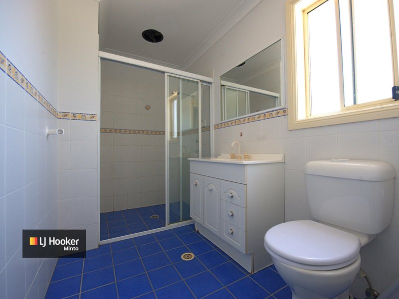 Photo - 12 Dunalley Street, West Hoxton NSW 2171 - Image 8