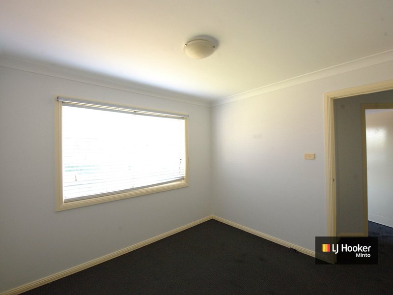 Photo - 12 Dunalley Street, West Hoxton NSW 2171 - Image 11