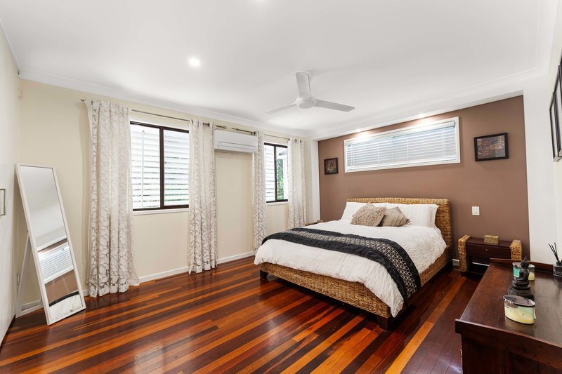 Photo - 12 Dungory Street, The Gap QLD 4061 - Image 12