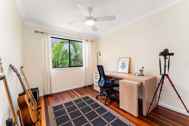 Photo - 12 Dungory Street, The Gap QLD 4061 - Image 14