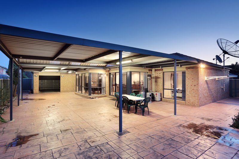 Photo - 12 Dunkirk Drive, Point Cook VIC 3030 - Image 15