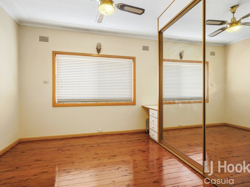 Photo - 12 Dunmore Crescent, Casula NSW 2170 - Image 4