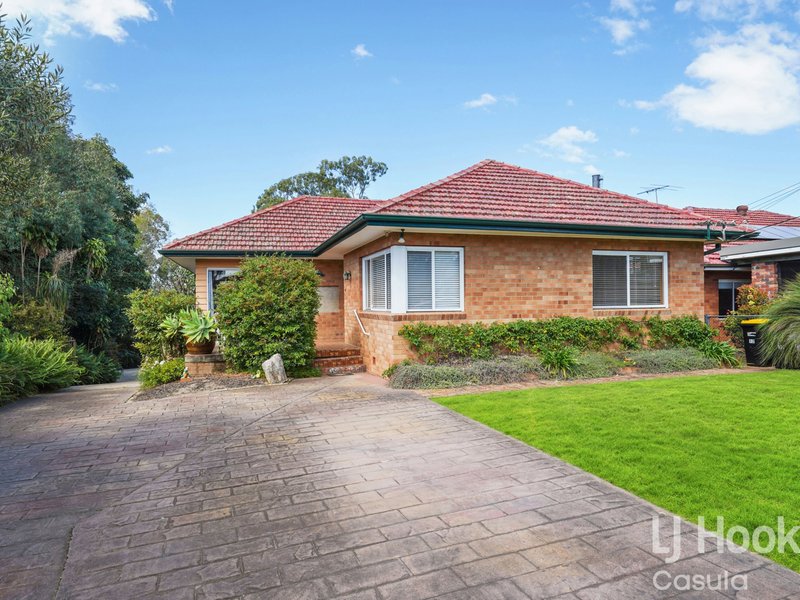 12 Dunmore Crescent, Casula NSW 2170