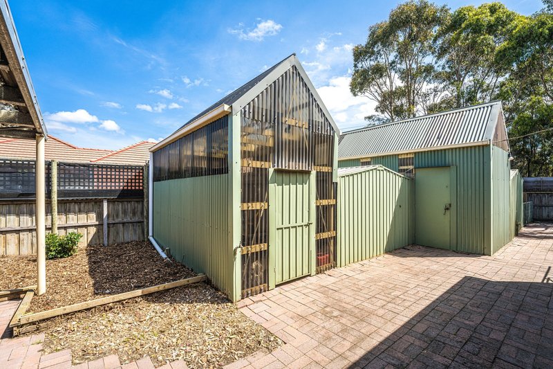 Photo - 12 Dunmow Crescent, Hamlyn Heights VIC 3215 - Image 18