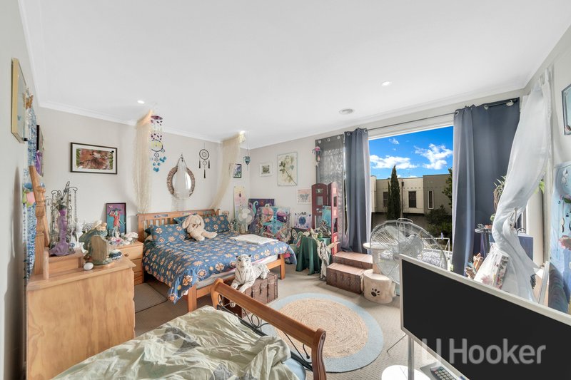 Photo - 12 Eaglehawk Drive, Mernda VIC 3754 - Image 4