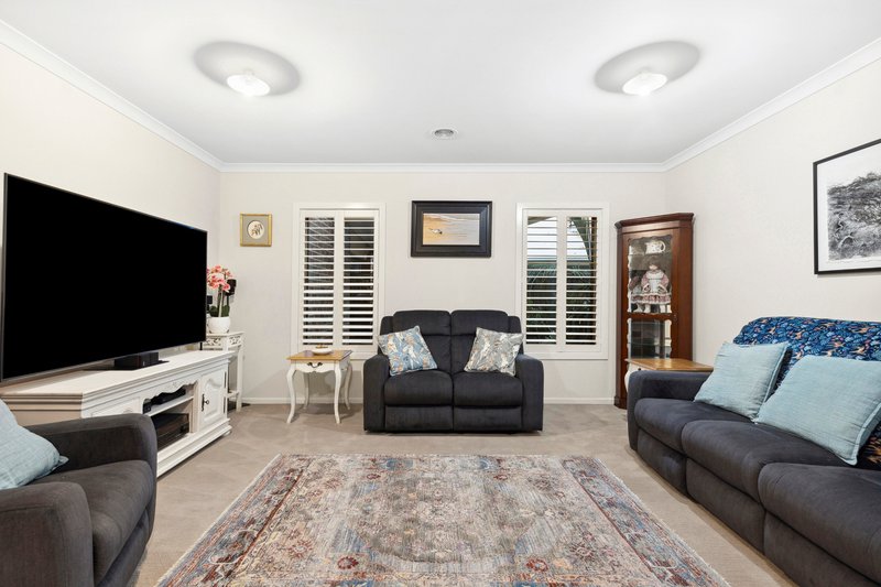 Photo - 12 Eastlakes Boulevard, Lara VIC 3212 - Image 4