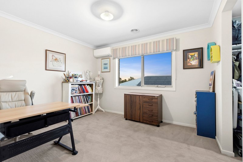 Photo - 12 Eastlakes Boulevard, Lara VIC 3212 - Image 17