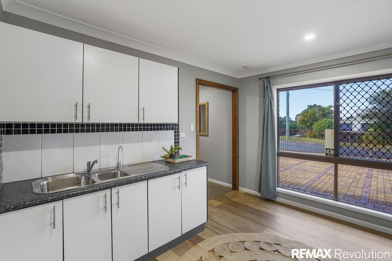 Photo - 12 Edgehill Crescent, Springwood QLD 4127 - Image 8