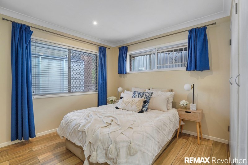 Photo - 12 Edgehill Crescent, Springwood QLD 4127 - Image 13