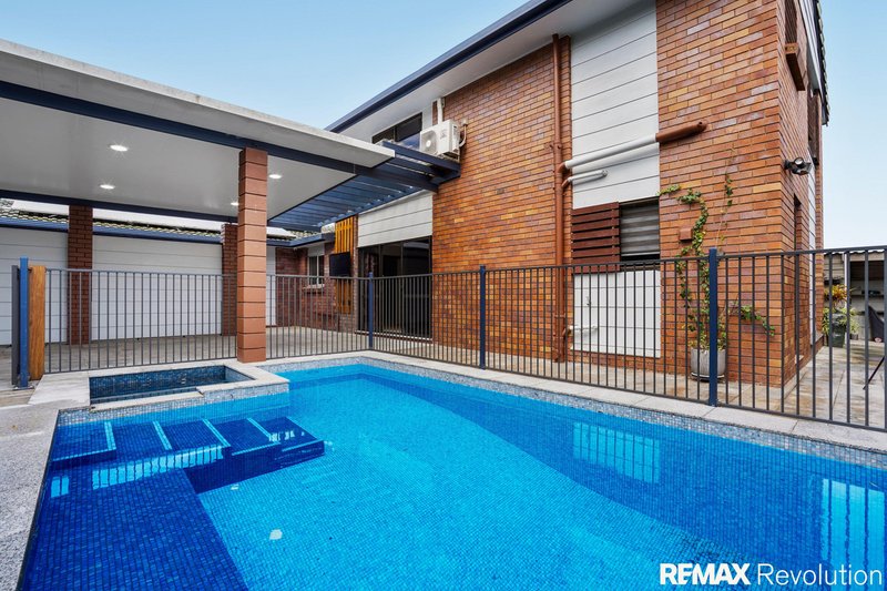 Photo - 12 Edgehill Crescent, Springwood QLD 4127 - Image 20