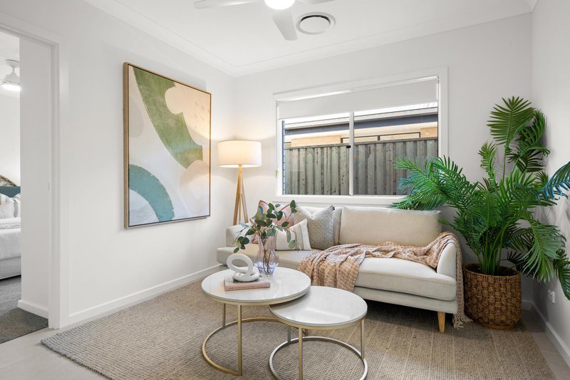 Photo - 12 Edgeview Way, Flinders View QLD 4305 - Image 12