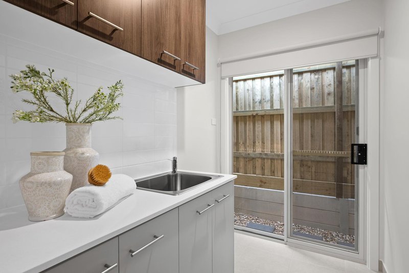 Photo - 12 Edgeview Way, Flinders View QLD 4305 - Image 20