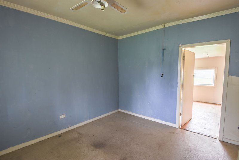 Photo - 12 Edinburgh Road, Edenhope VIC 3318 - Image 6