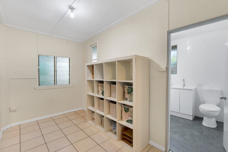 Photo - 12 Edward Street, Cairns North QLD 4870 - Image 20