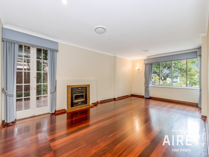 Photo - 12 Edwards Street, Nedlands WA 6009 - Image 4