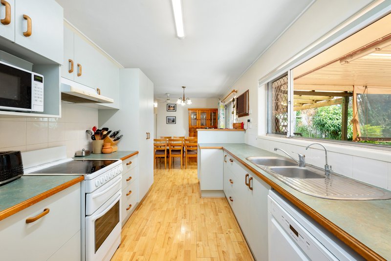 Photo - 12 Eleanor Avenue, Underwood QLD 4119 - Image 6