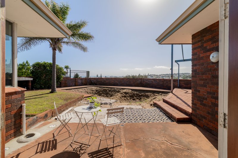 Photo - 12 Elizabeth Crescent, South Bunbury WA 6230 - Image 19