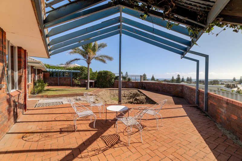 Photo - 12 Elizabeth Crescent, South Bunbury WA 6230 - Image 28