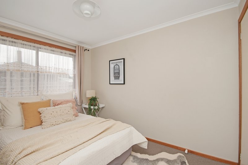 Photo - 1/2 Elizabeth Grove, Bundoora VIC 3083 - Image 10