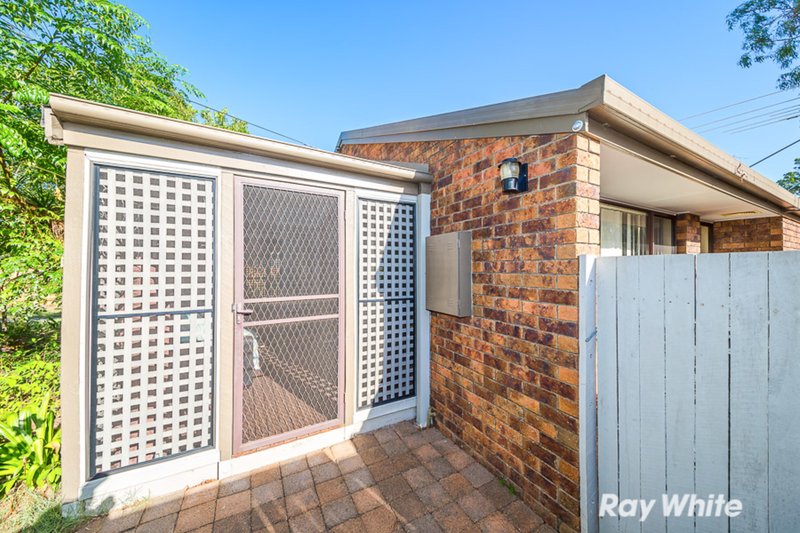 Photo - 12 Elizabeth Street, Beachmere QLD 4510 - Image 3