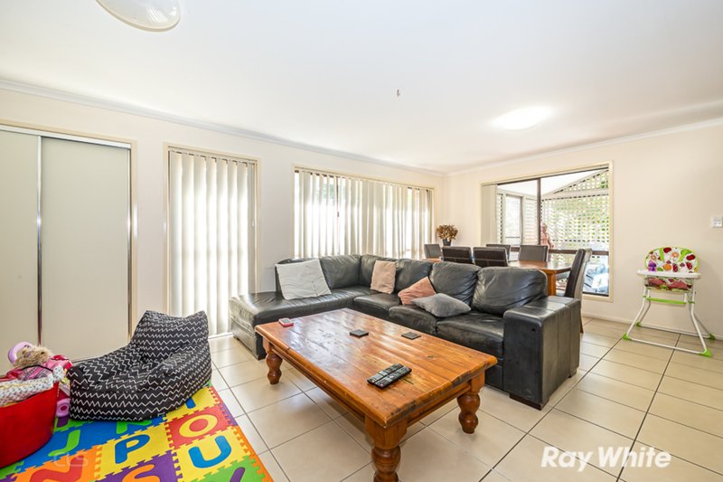 Photo - 12 Elizabeth Street, Beachmere QLD 4510 - Image 6