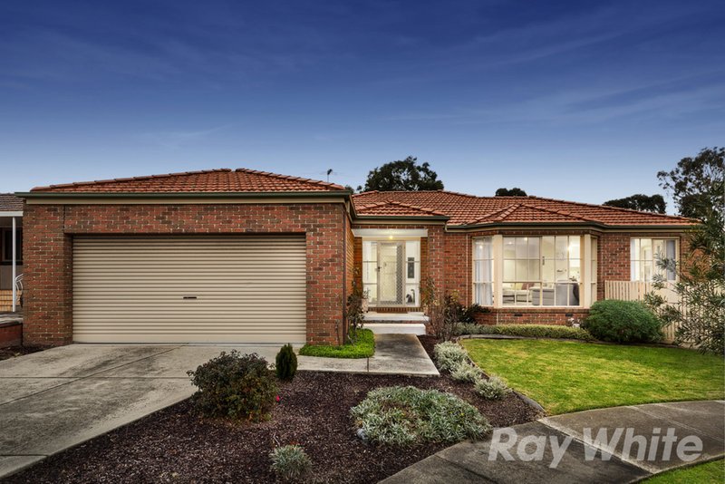 1/2 Ellesmere Road, Burwood East VIC 3151