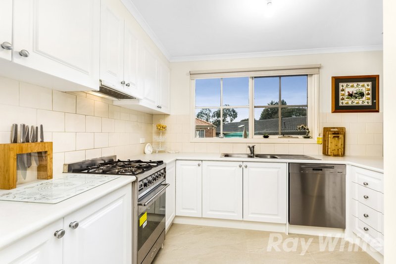 Photo - 1/2 Ellesmere Road, Burwood East VIC 3151 - Image 5