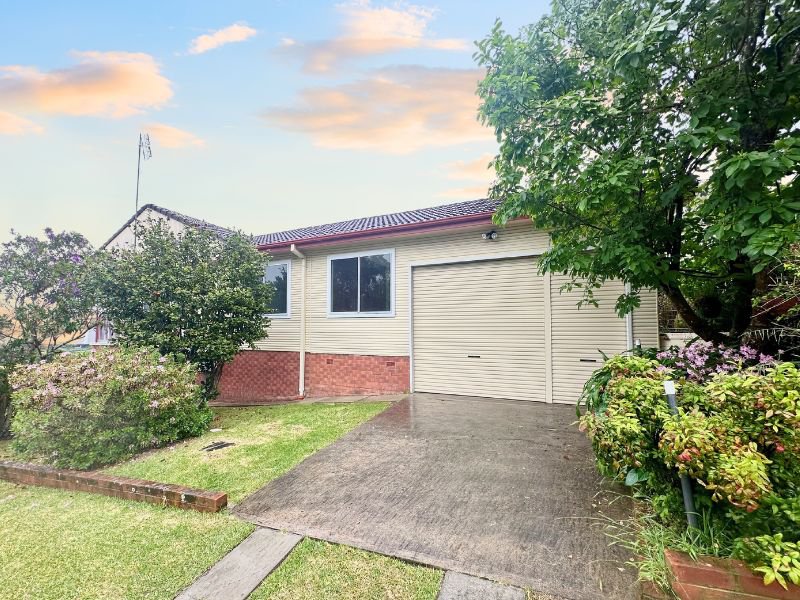 Photo - 12 Elmore Street, Charlestown NSW 2290 - Image 2