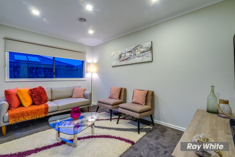 Photo - 12 Elsey Crescent, Tarneit VIC 3029 - Image 6