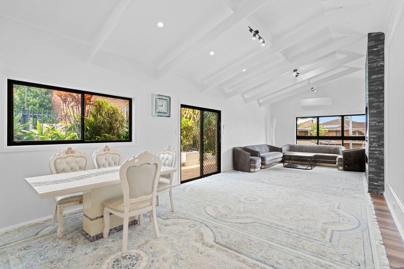 Photo - 12 Elysium Road, Rochedale South QLD 4123 - Image 3