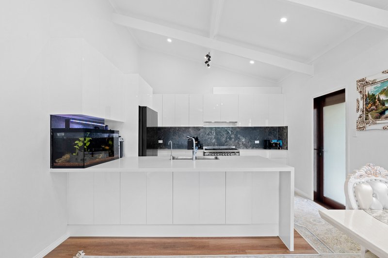 Photo - 12 Elysium Road, Rochedale South QLD 4123 - Image 6