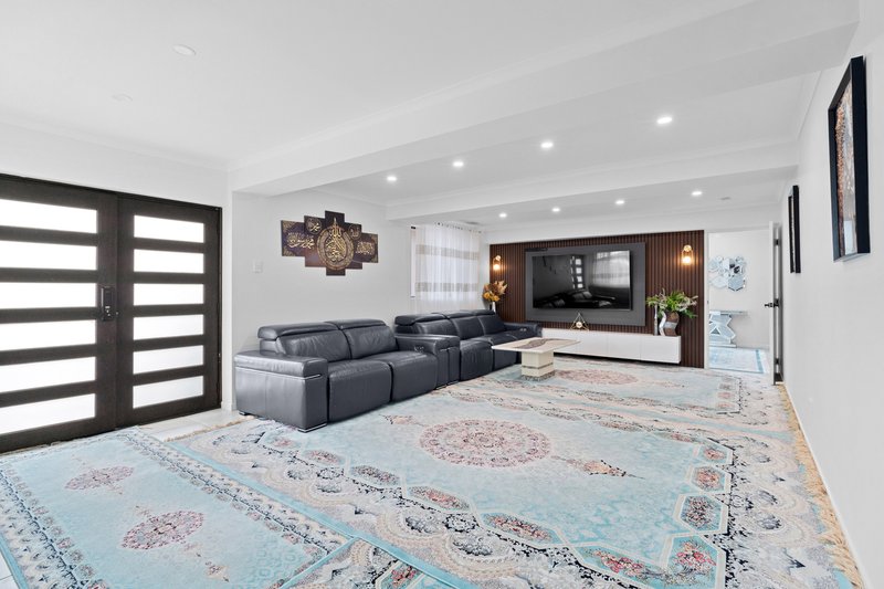Photo - 12 Elysium Road, Rochedale South QLD 4123 - Image 16