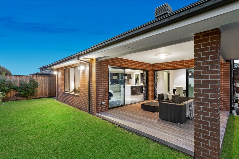 Photo - 12 Emilia Chase, Mernda VIC 3754 - Image 8