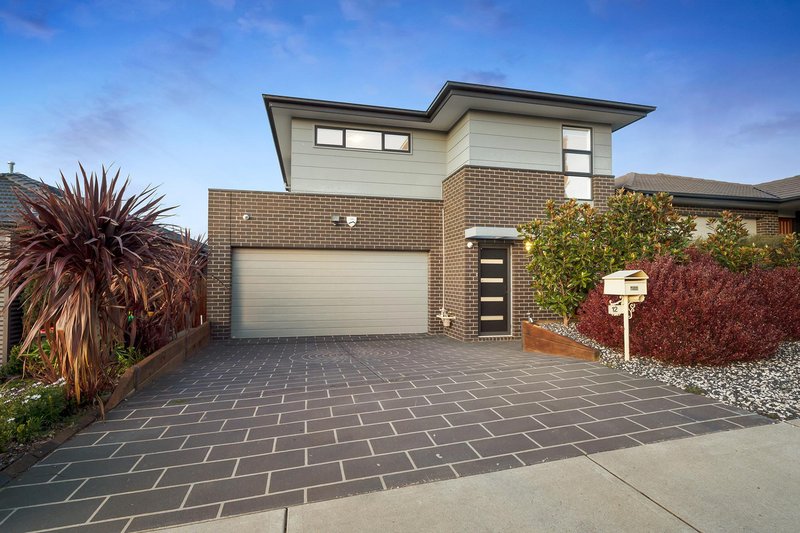 12 Engel Street, Coombs ACT 2611