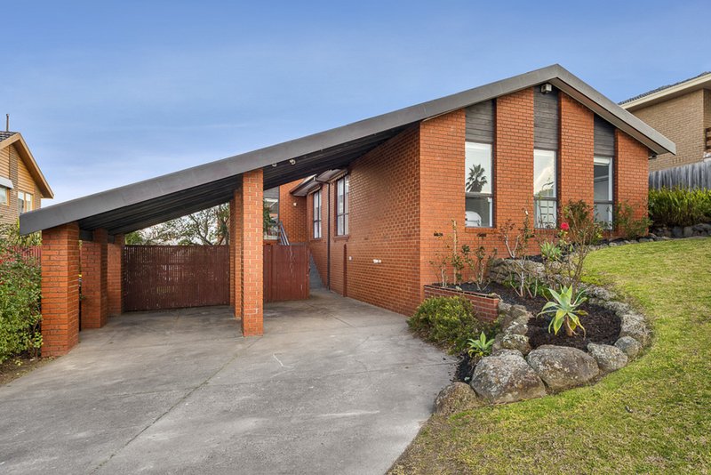 12 Erskine Crescent, Wheelers Hill VIC 3150