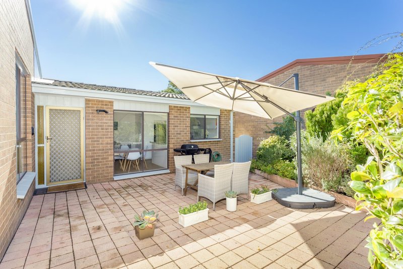 Photo - 12 Evergood Close, Weston ACT 2611 - Image 2