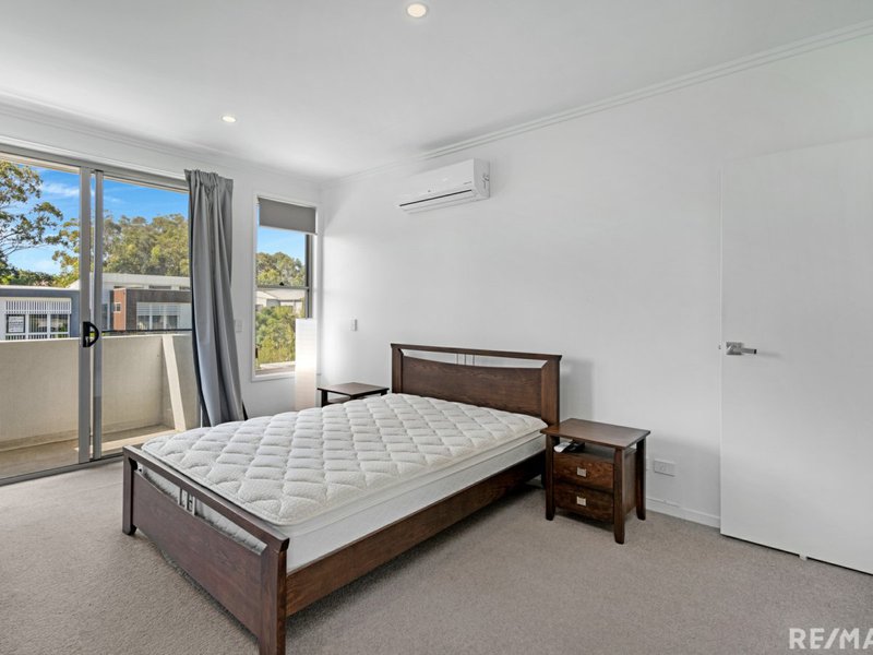 Photo - 12 Evergreen View, Robina QLD 4226 - Image 7