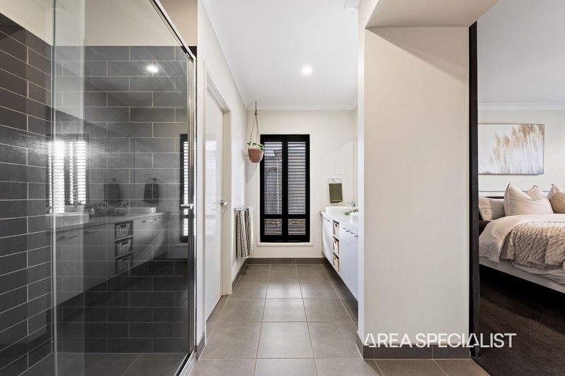 Photo - 12 Everitt Close, Lang Lang VIC 3984 - Image 8